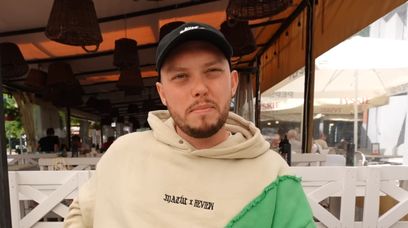 Książulo dostał cuchnącą paczkę. "Śmierdzi ogólnie"