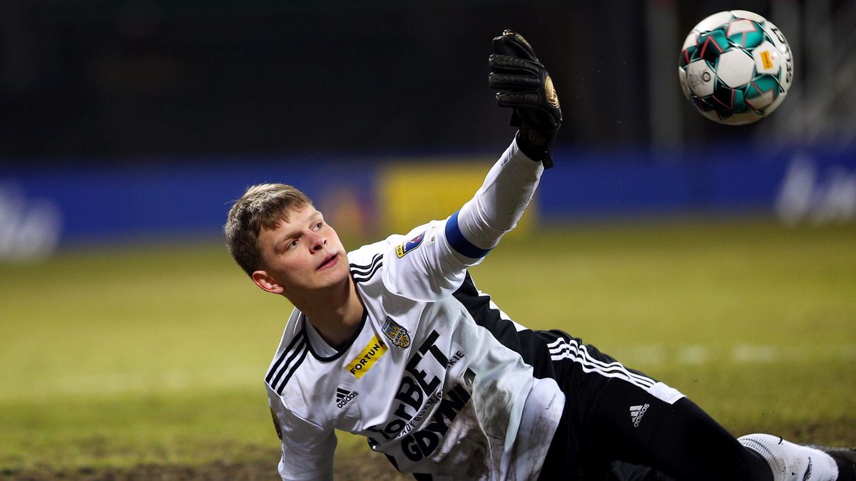 PAP / Łukasz Gągulski / Na zdjęciu: Kacper Krzepisz wraca do Arki Gdynia