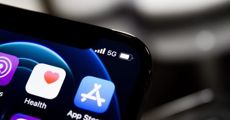 Jaki smartfon z 5G kupić? Wybór jest już całkiem spory
