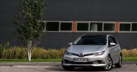 Nowa Toyota Auris 1.2 Multidrive S - test, opinia, spalanie, cena