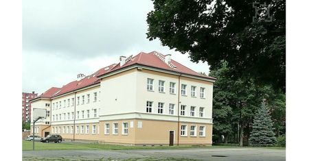 Lubelska szkoła będzie miała mobilne boisko do piłki nożnej