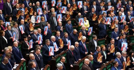 Polacy wydali werdykt. Miażdżąca większość tak myśli o papieżu