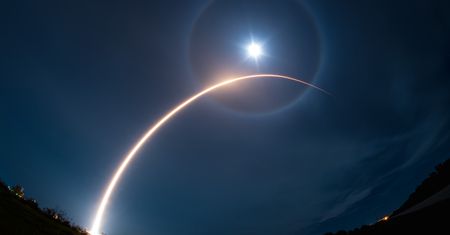 Starlink znów nad Polską. Dwa przeloty satelitów