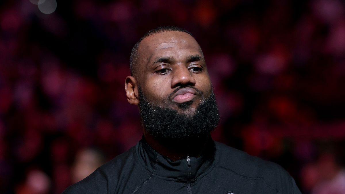 Zdjęcie okładkowe artykułu: Getty Images / Tim Nwachukwu / Na zdjęciu: LeBron James.