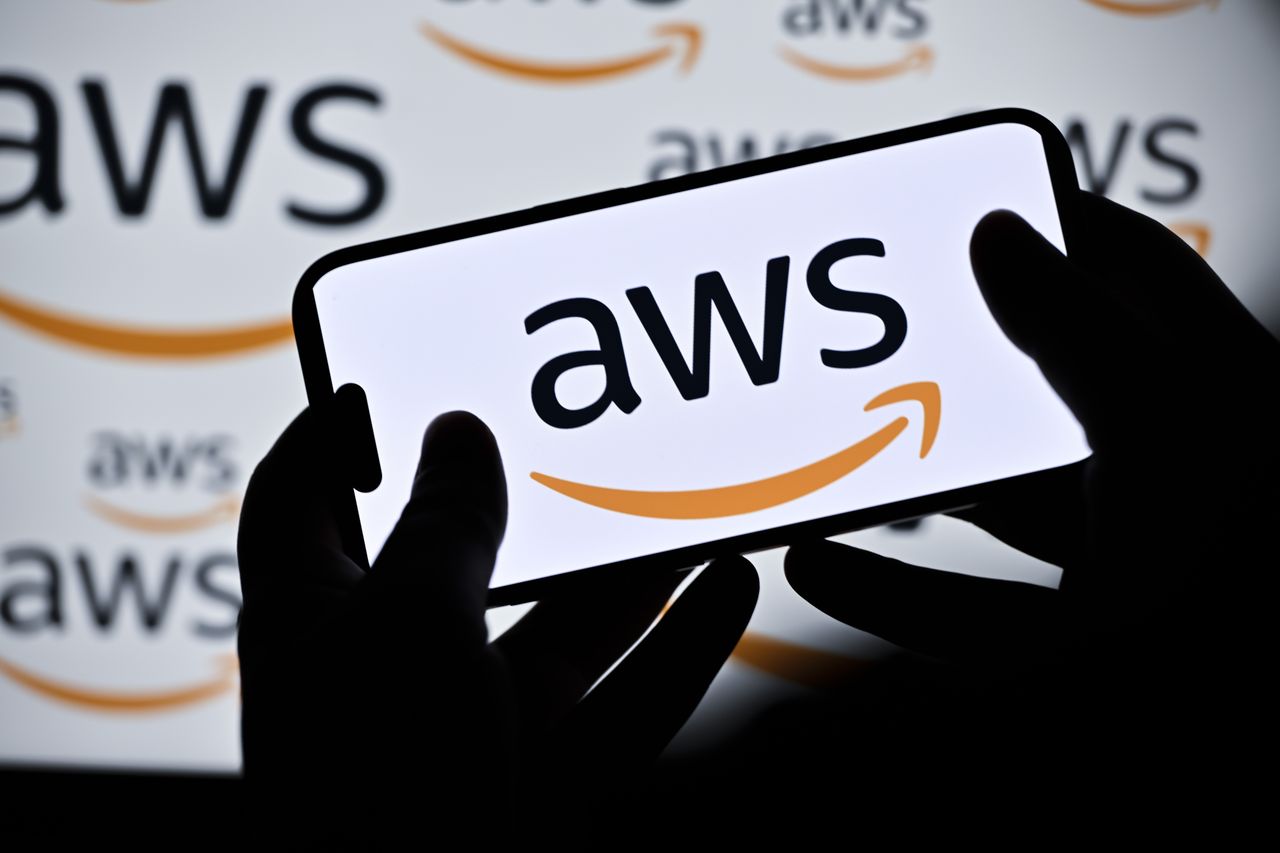 Słaby punkt Bahrajnu? Iran uszkodził centrum Amazon