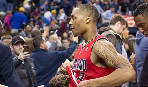 Lillard niesamowitym rzutem dał PTB awans do półfinału