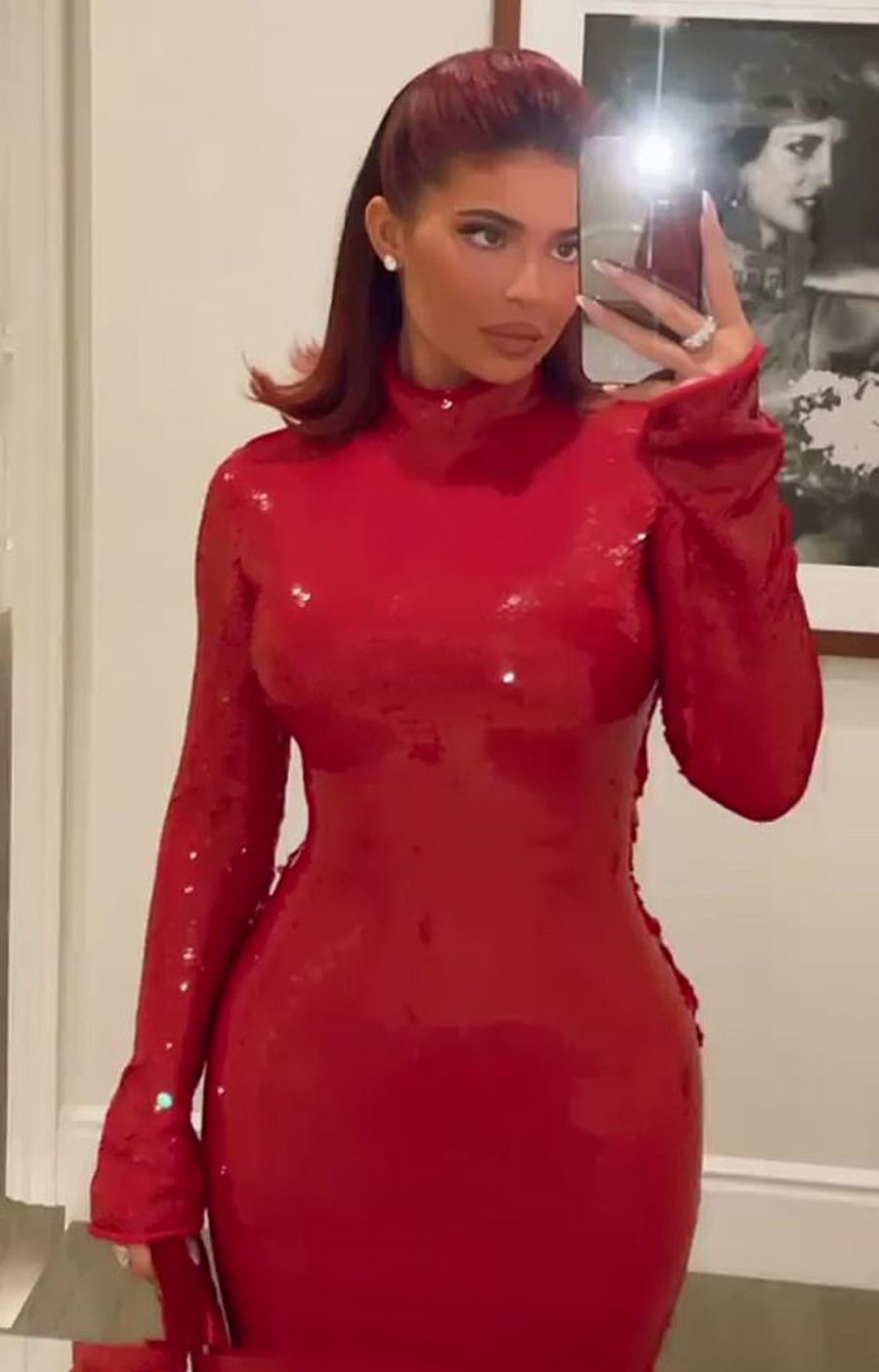 Kylie Jenner w świątecznej stylizacji