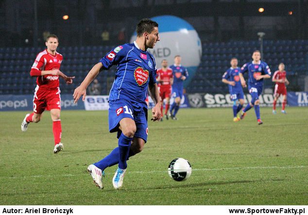 Arkadiusz Piech cały mecz przesiedział na ławce rezerwowych