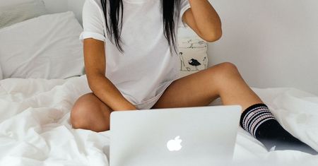 Sextortion – nowy sposób na seksualny szantaż. "Byłem przerażony, lęk mnie paraliżował"
