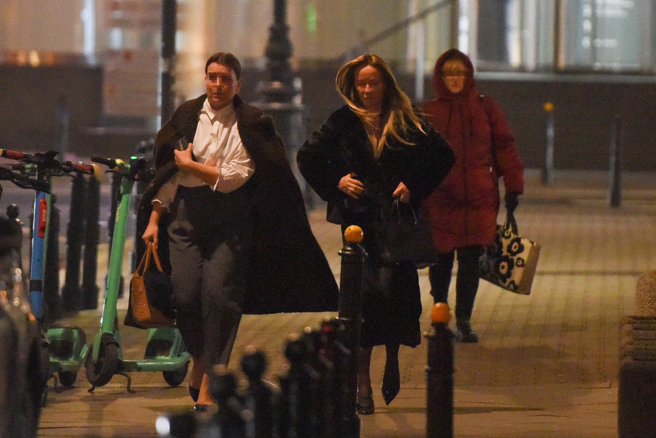 Joanna Przetakiewicz korzysta z uprzejmości szofera