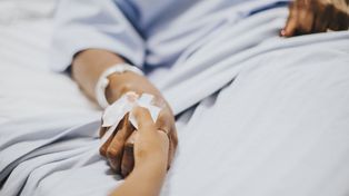 Listonosz nie przyniesie świadczenia wspierającego. Trzeba podać numer konta