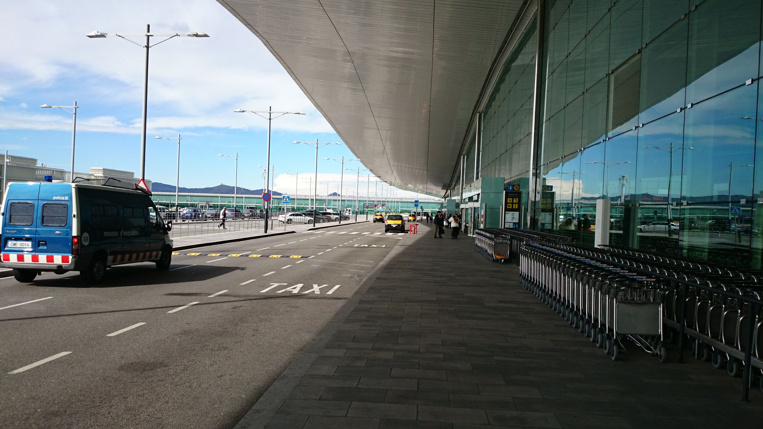 Sony Xperia Z2 to w tej chwili najlepszy telefon z Androidem 10