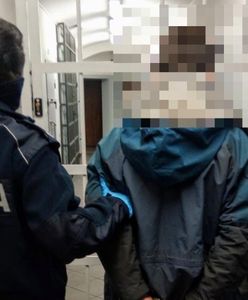 Kłodzko. Zepchnął innego kierowcę do rowu, po czym zażądał od niego pieniędzy. 21-latek z zarzutami