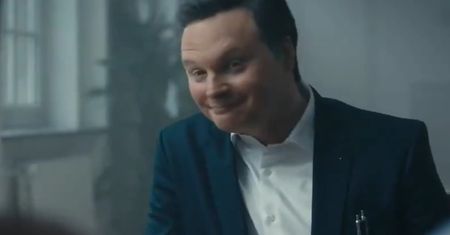 Wybory 2020. Andrzej Duda w spocie Trzaskowskiego. "Nie ma ciasteczek, paluszków?"