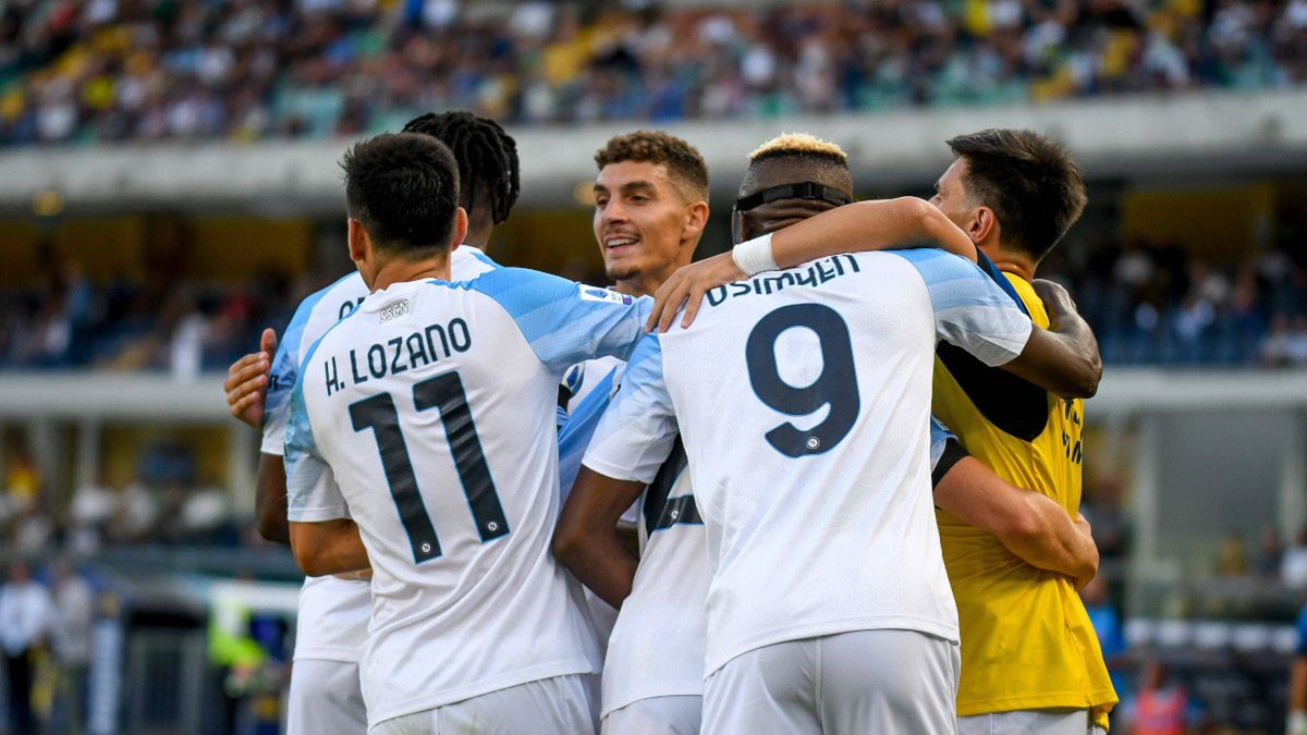 PAP/EPA / Na zdjęciu: radość piłkarzy SSC Napoli