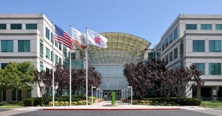 Jak wygląda wnętrze siedziby Apple? Zobacz obszerną galerię!
