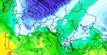 Pogoda. Prognoza długoterminowa i arktyczny chłód. Wróci ciepło?
