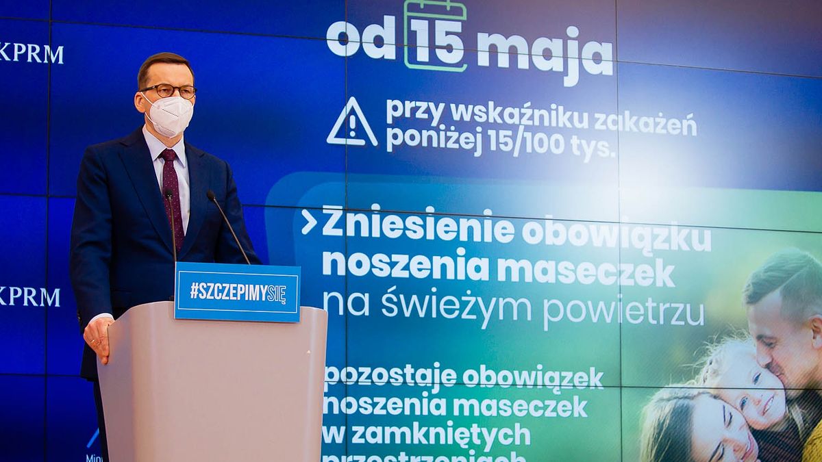 Do jesieni trwa wyścig z czasem - od tego, ilu Polaków się zaszczepi, zależą losy obostrzeń