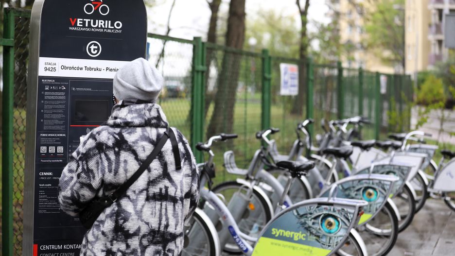 Koronawirus. Warszawa. Na ścieżkach rowerowych w weekend panował tłok