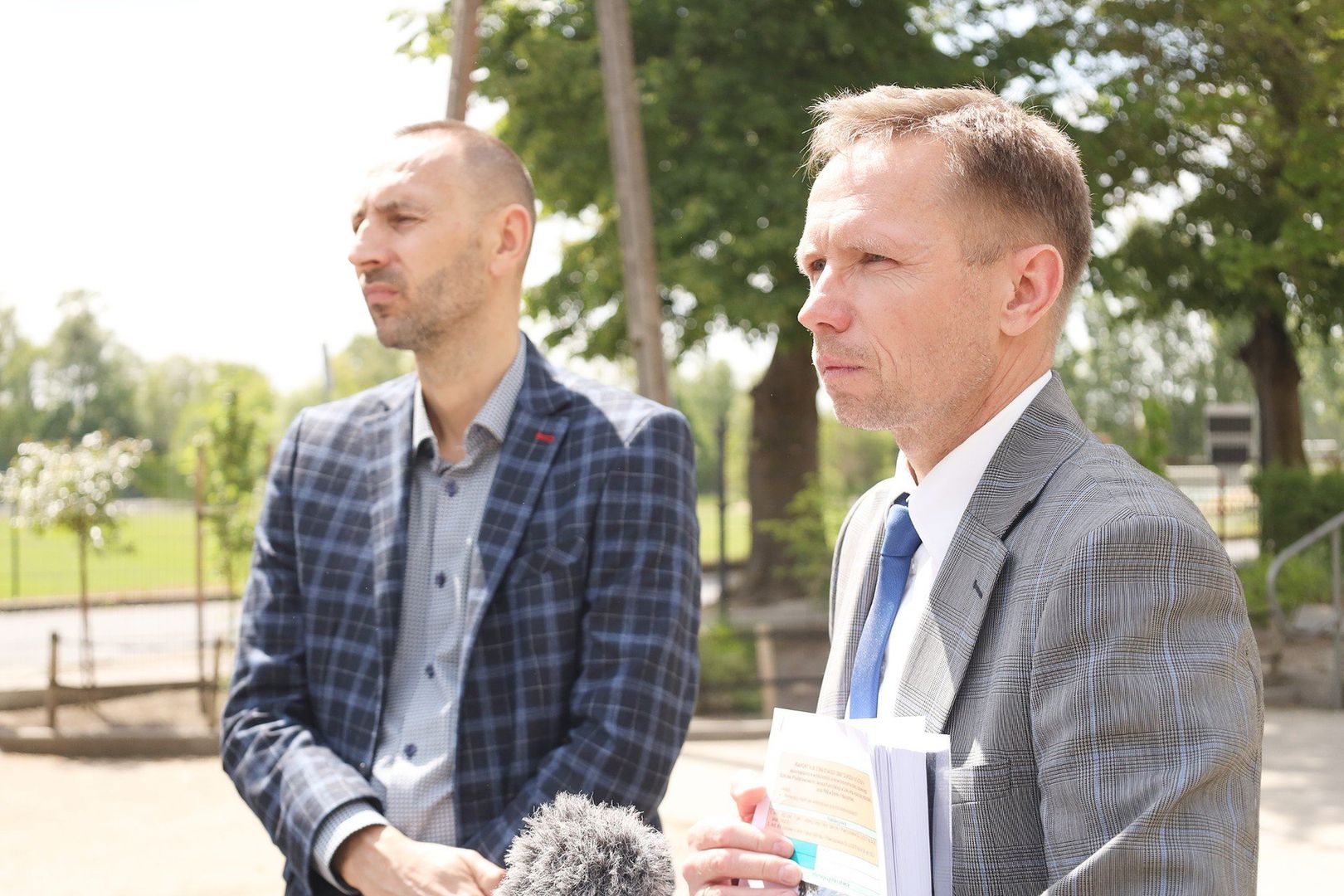 Osuwisko ziemi w Dolsku coraz większym zagrożeniem. Najnowszy raport mówi o bezpieczeństwie szkoły. Czy grozi jej katastrofa budowlana?