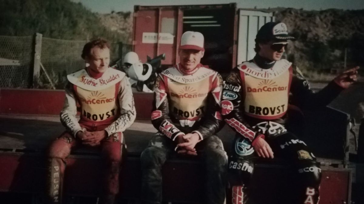 John Pedersen (pierwszy z lewej) w drużynie z Hansem Nielsenem