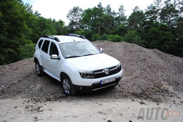 Dacia Duster 1,6 - złota rączka [test autokult.pl]