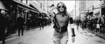 Kylie Minogue u boku Serafinowicza i Harewooda