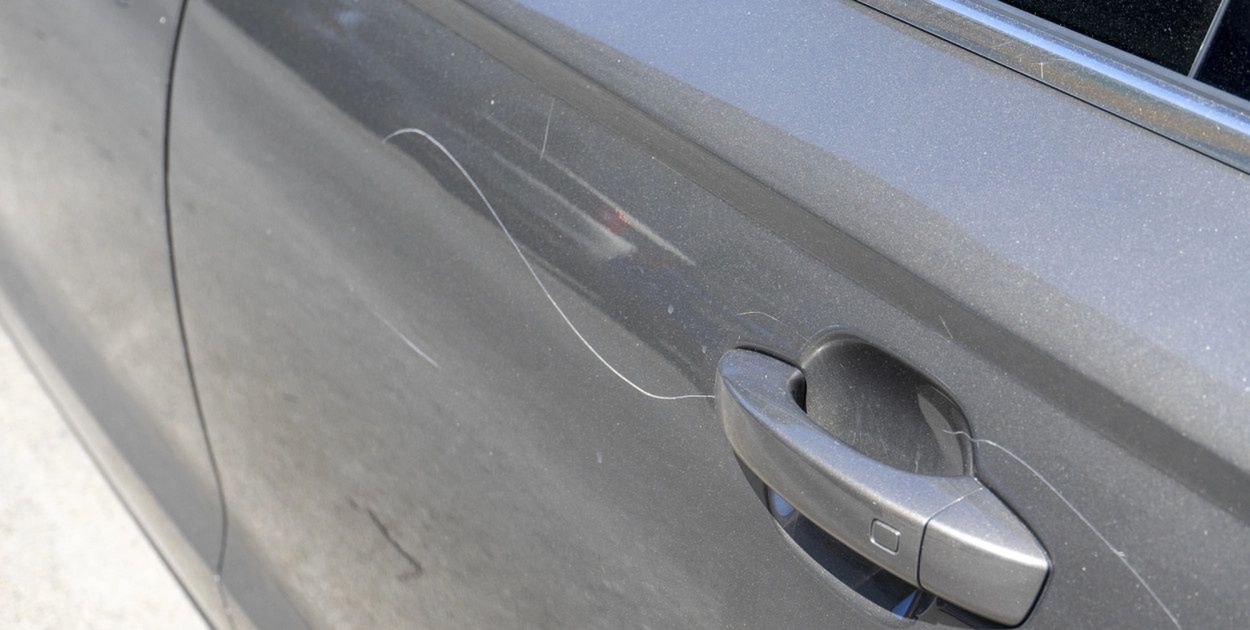 Toruń: Dewastował auta jedno po drugim. Złapany na gorącym uczynku