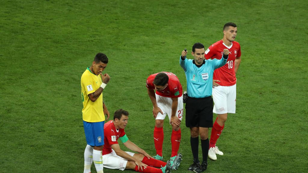 Zdjęcie okładkowe artykułu: Getty Images / Catherine Ivill / Sędzia Cesar Arturo Ramos podczas meczu Brazylia - Szwajcaria (1:1)