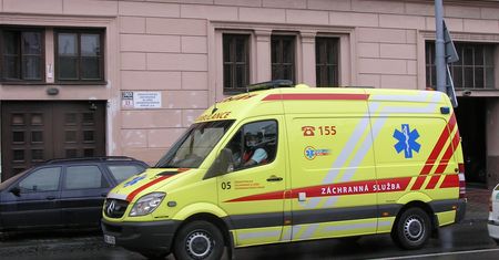 Rodzice znaleźli Czecha w damskiej bieliźnie. Zabiło go zwarcie w urządzeniu