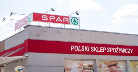 Zmiana w znanej sieci handlowej. Jest zgoda na przejęcie sklepów