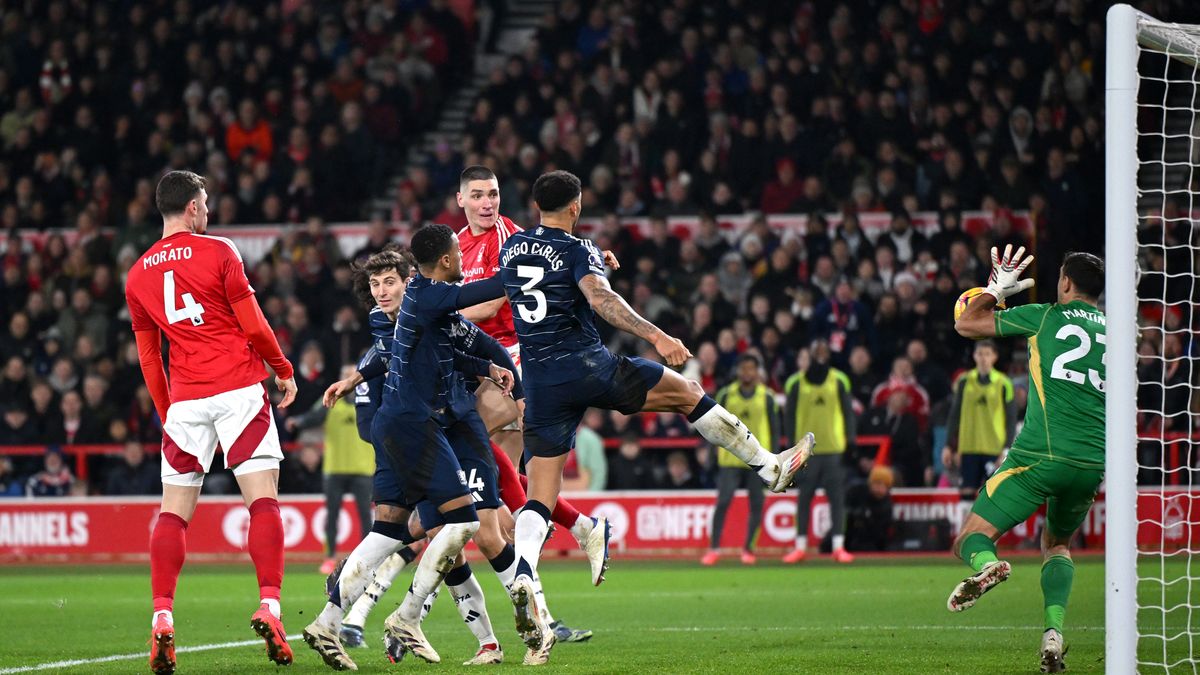 Getty Images / Shaun Botterill / Na zdjęciu: Nottingham Forest pokonało Aston Villę 2:1