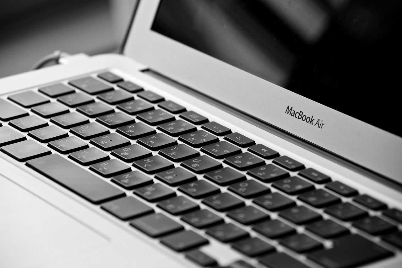 Nowy MacBook Air to zmieniony sposób wymiany akumulatora. Apple zrobił krok w dobrym kierunku