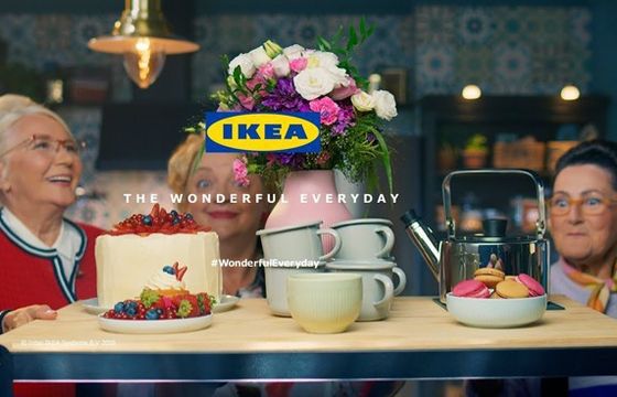 Ikea w nowej strategii marketingowej stawia na innowacje produktowe, odchodzi od pokazywania wnętrz (wideo)