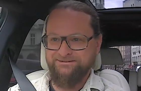 Znany pisarz po 10 latach bez felietonów w „Gazecie Wyborczej”. "Wyborcza nadal zrzuca balast"