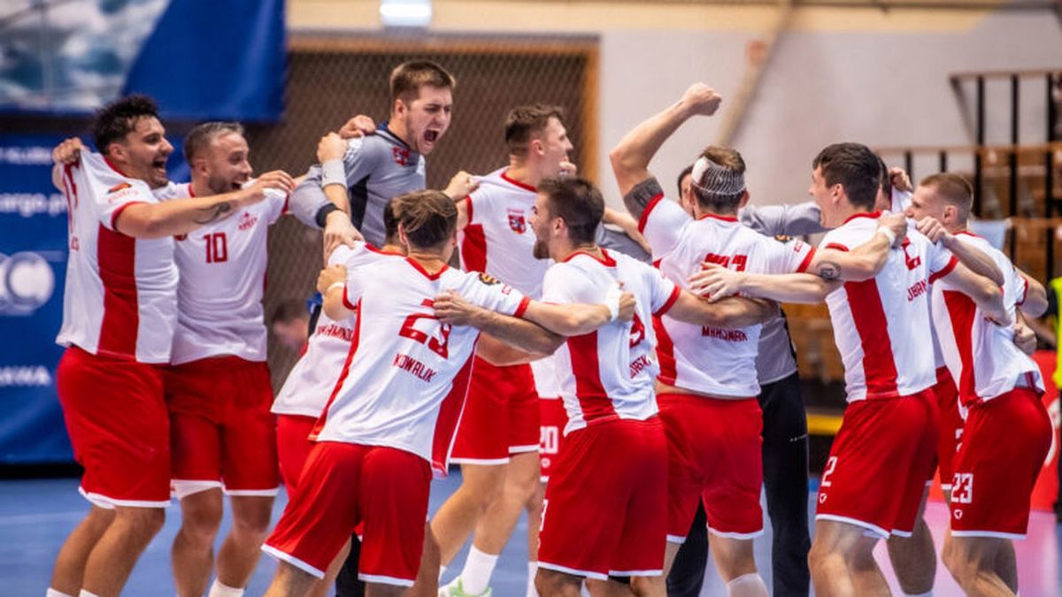 Zdjęcie okładkowe artykułu: Materiały prasowe / Orlen Superliga / Radość piłkarzy ręcznych Azotów Puławy