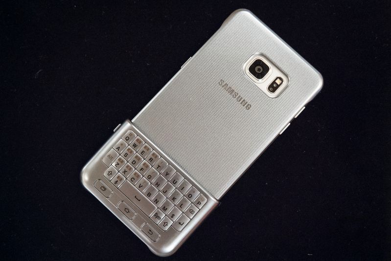 Najnowsze smartfony Samsunga zyskały fizyczną klawiaturę