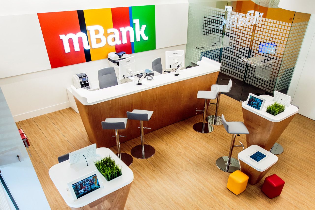 mBank podnosi się z kolan: usunął awarię i zabiera się za sprzątanie
