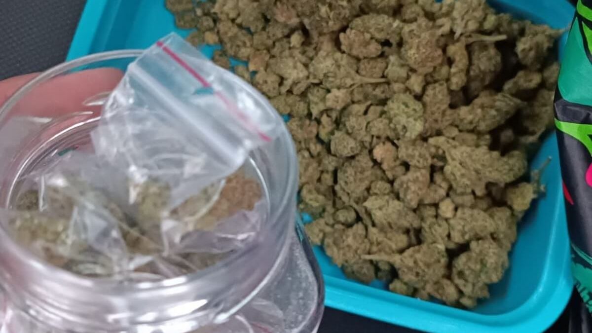 Marihuana w samochodzie 25-latka