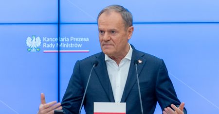 "Nie oszukujmy się". Tusk gorzko o Trumpie