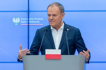 "Europa nie jest centrum świata". Tusk o USA Trumpa