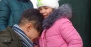 Żegna się z córką podczas ewakuacji do Federacji Rosyjskiej. Nagranie obiegło sieć