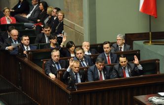 Politycy zaskakująco oceniają kolejny rok rządów Tuska