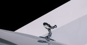 Spirit of Ecstasy Rolls-Royce'a zyskała nowe kształty. Wszystko w jednym celu