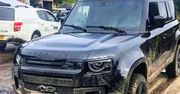 Oto nowy Land Rover Defender. Sfotografowano go na planie filmu o Bondzie