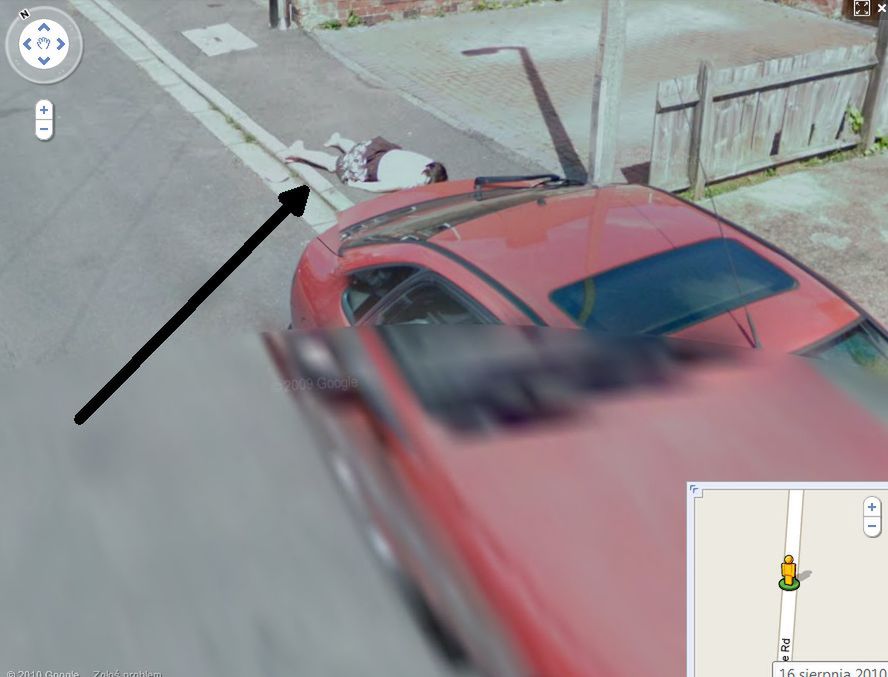 „Zwłoki” na Google Street View