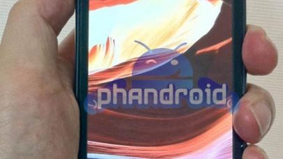 LG Optimus 3D przyłapany "na żywo" 1