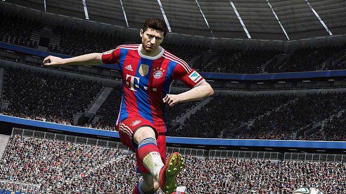 Lewandowski strzela, wydawca się cieszy. Polska ogrywa Niemców, więc FIFA 15 sprzedaje się lepiej 1