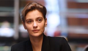 Poszła w mini do kościoła. Ma wielką prośbę do protestujących