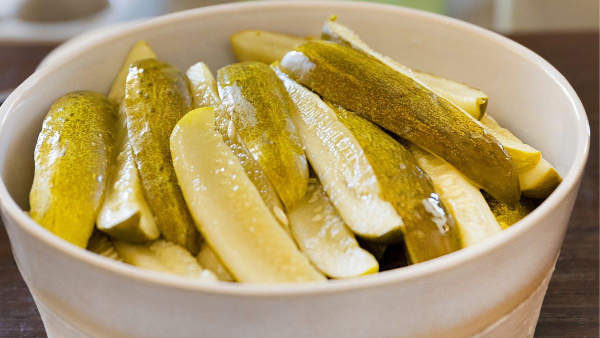 Chrupiące ogórki krokodylki robią furorę na imprezach 